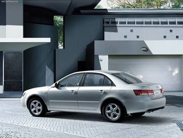 لنت ترمز عقب هیوندای سوناتا NF Hyundai Sonata NF برند پارس آبی صادراتی