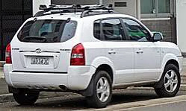 لنت ترمز عقب توسان قدیم Hyundai Tucson برند پارس آبی صادراتی